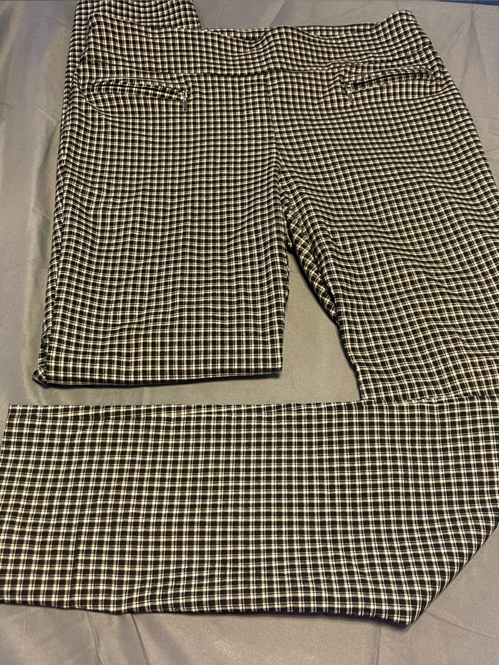 Soho Black & White Checked Cropped Pants